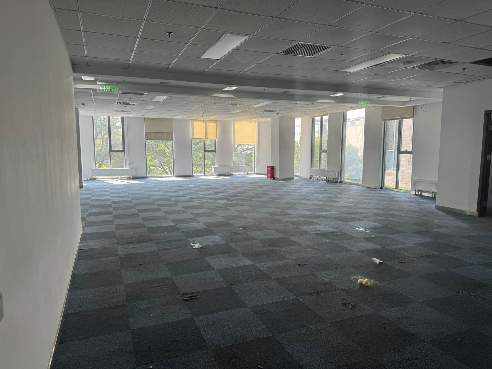 506创新园   2200平米办公室  