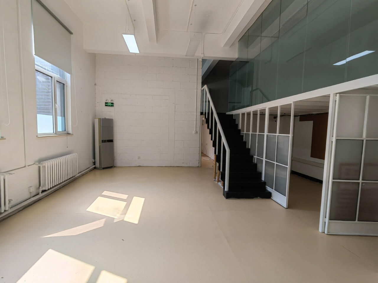 506创新园   270平米办公室   